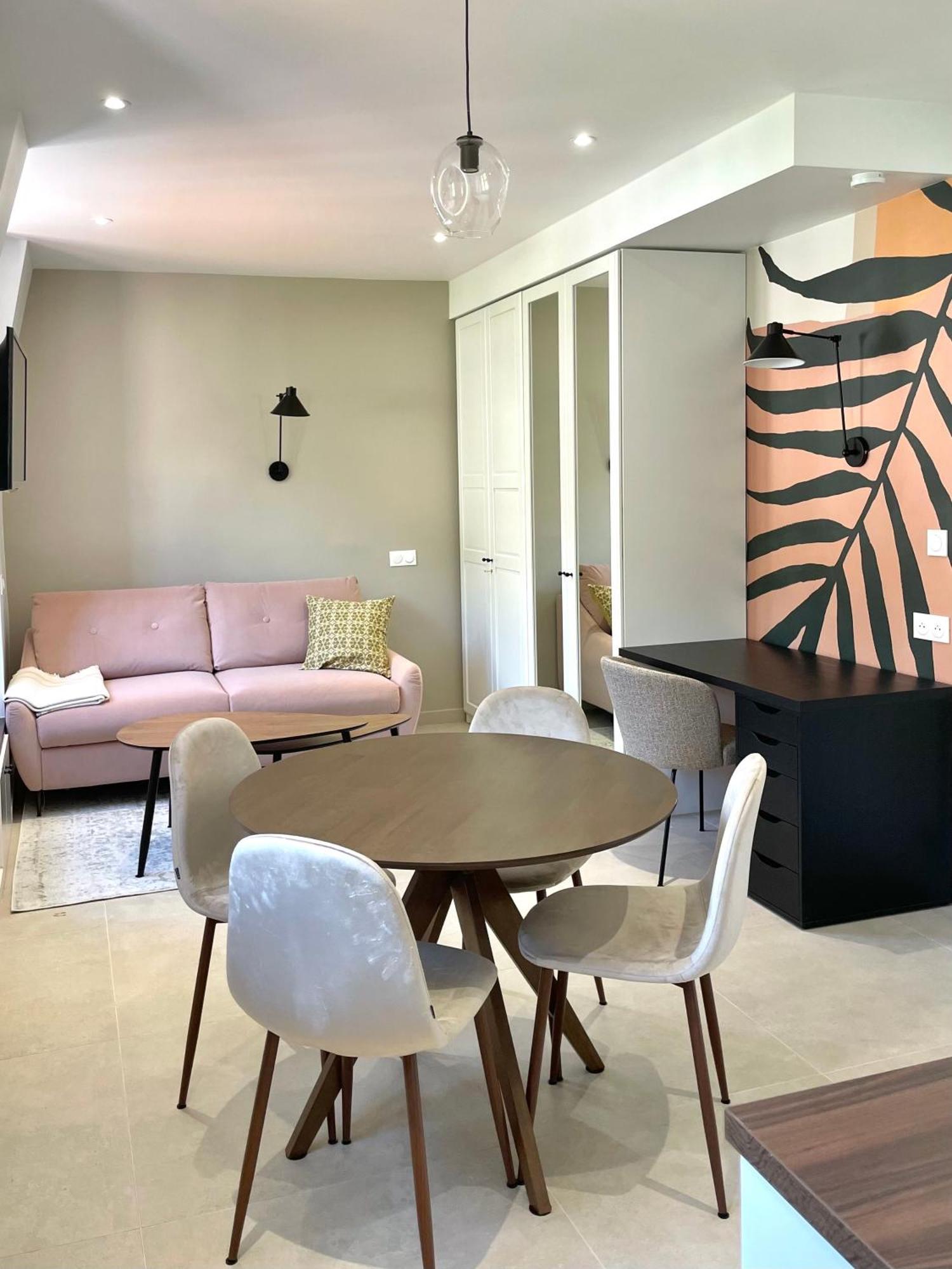 Studio De Charme Proche Gare Ментона Екстериор снимка